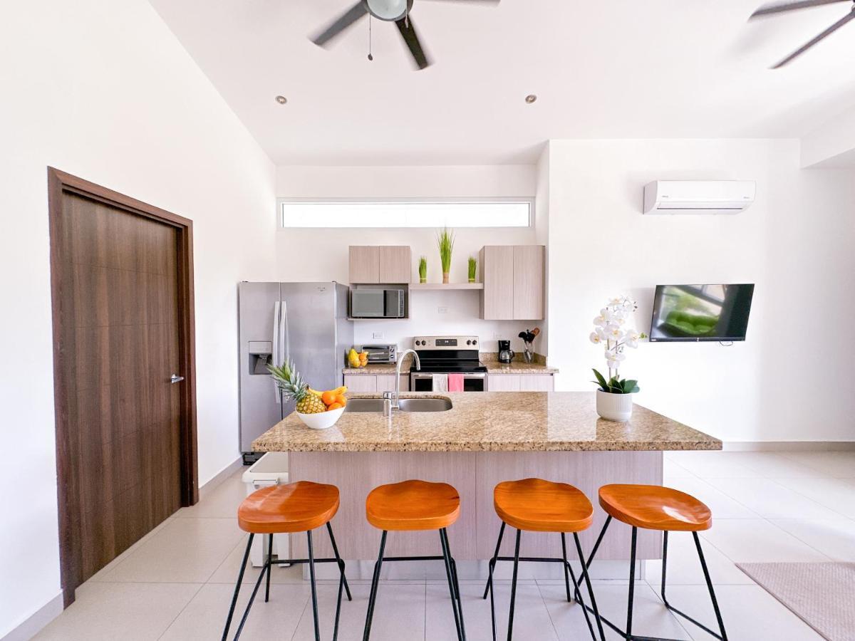 Pura Vida Apartment With Nice Pool Walking Distance To The Heart Of Jaco Exterior photo